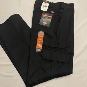 Carhartt Multiple Pocket Utility Lightweight Women’s Cargo Pants
